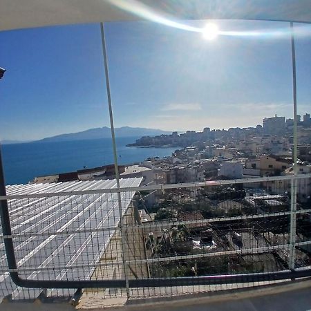 Blue Heaven Apartment Sarandë Esterno foto