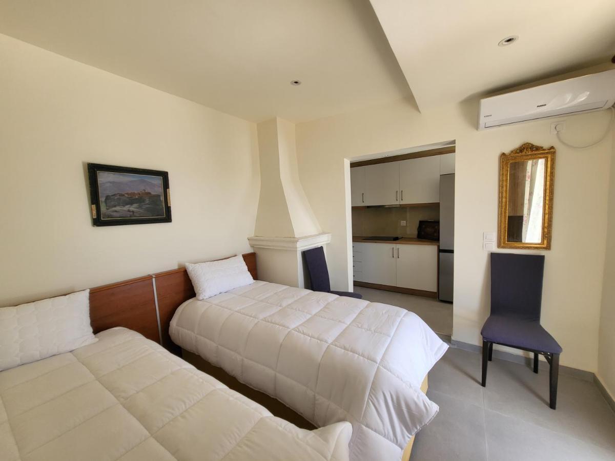 Blue Heaven Apartment Sarandë Esterno foto