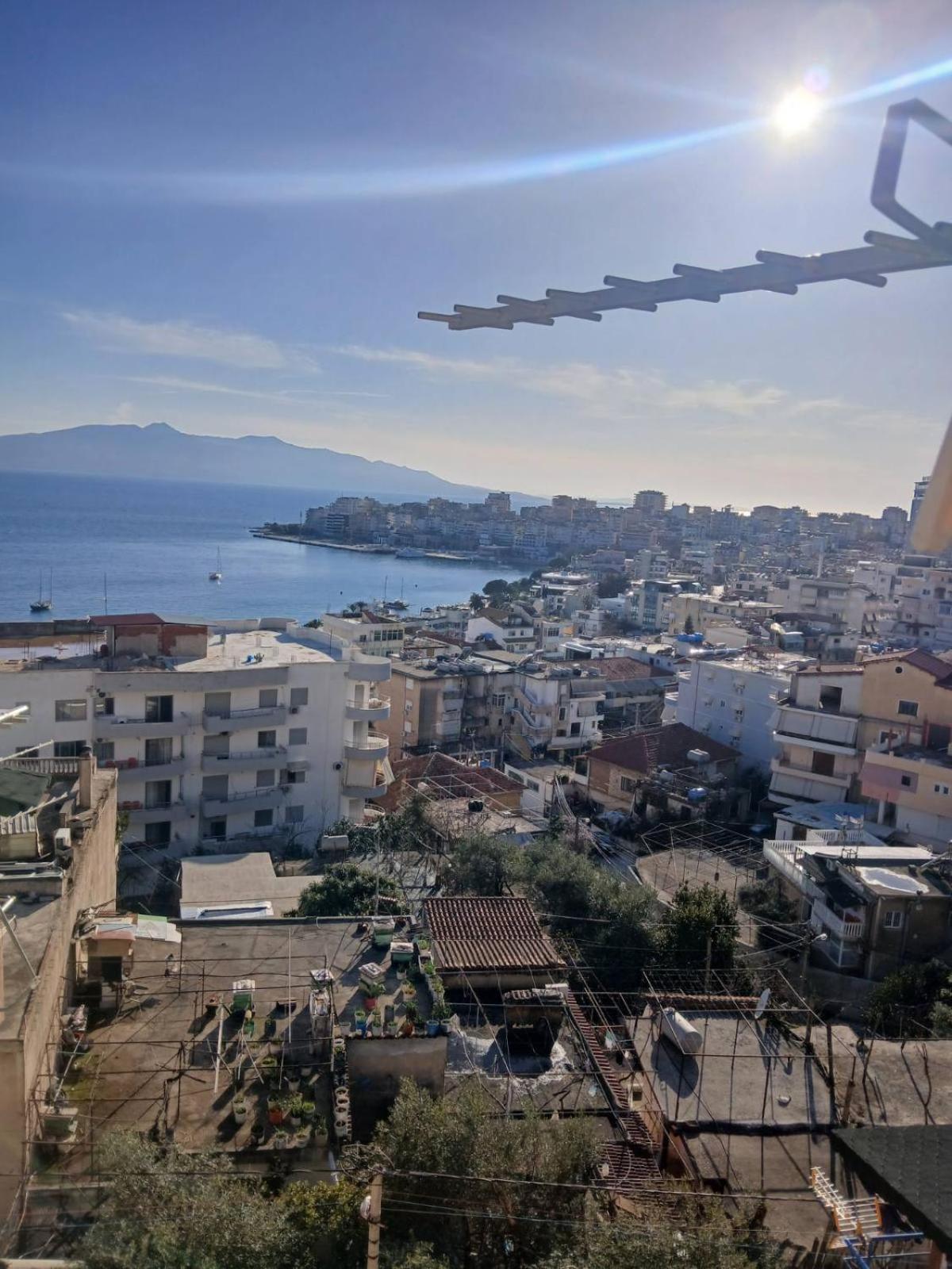 Blue Heaven Apartment Sarandë Esterno foto