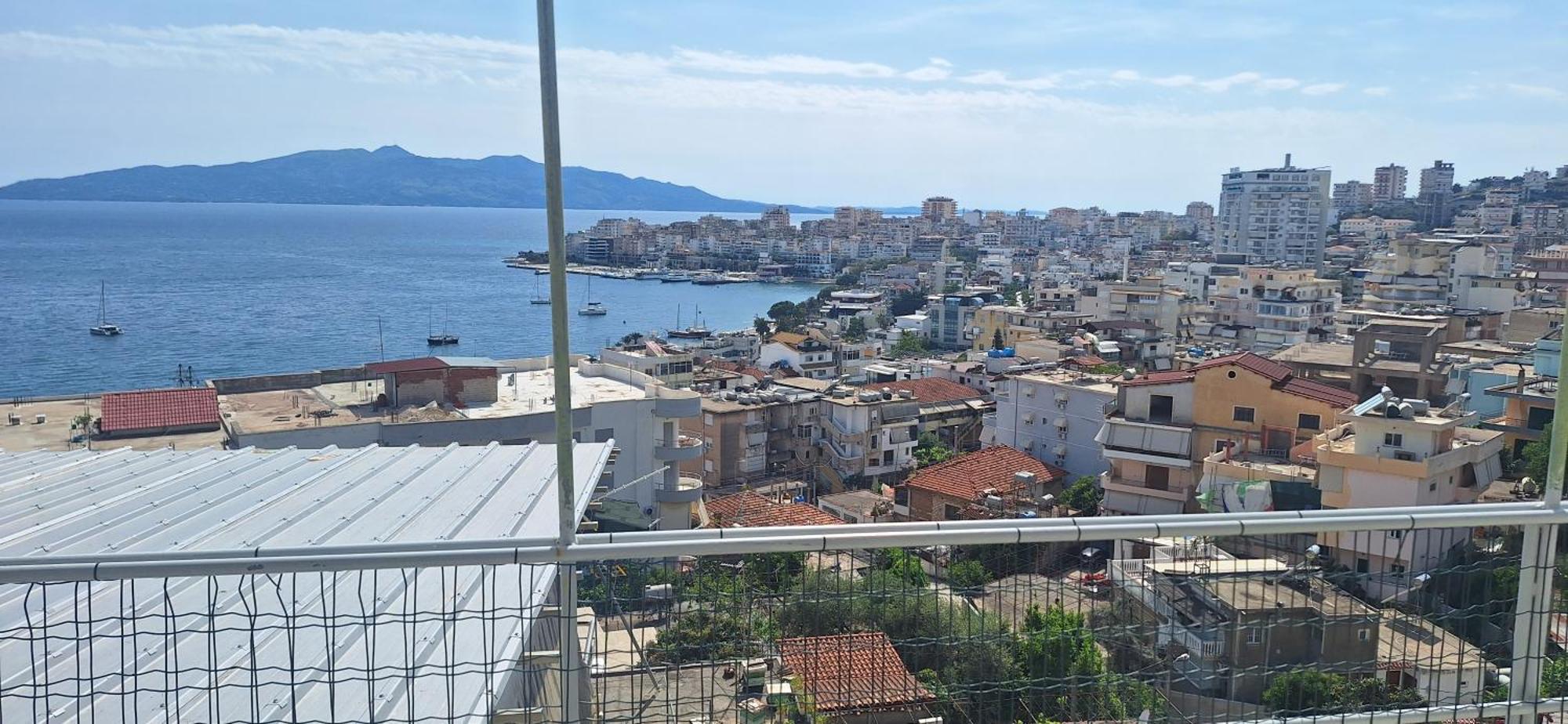Blue Heaven Apartment Sarandë Esterno foto